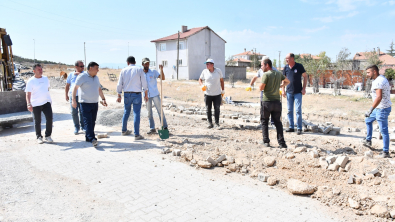 Emet Sanayi Sitesi'nde Yol Sorunu Çözülüyor: 4.000 m² Parke Taşı Çalışması Gerçekleşecek