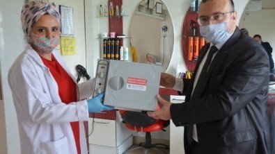 Emet Belediyemizden Berber Ve Kuaförlere UV Sterilize Makinaları