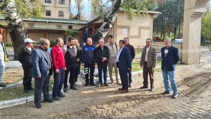 BAŞKAN KOCA’DAN YEŞİL KAPLICALARDA İNCELEME