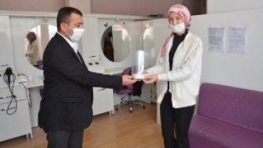 Emet Belediyemizden Berber Ve Kuaförlere UV Sterilize Makinaları