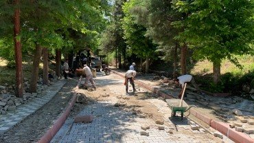 YOĞUN YAĞIŞLARIN VERDİĞİ ZARARLAR GİDERİLİYOR...