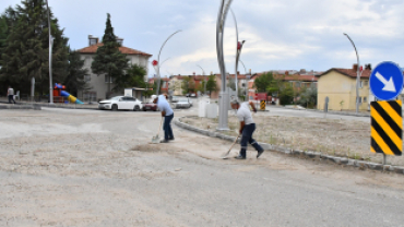 Emet’te Yoğun Yağışın Ardından Temizlik Çalışmaları Başladı