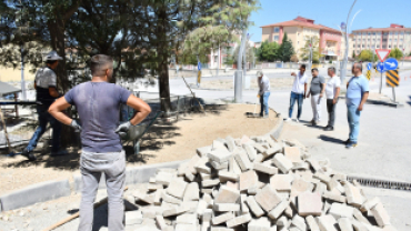 Başkan Koca, Emet'te Yol, Refüj ve Kaldırım Düzenleme Çalışmalarını Başlattı: 