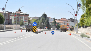 Başkan Koca, Emet'te Yol, Refüj ve Kaldırım Düzenleme Çalışmalarını Başlattı: 