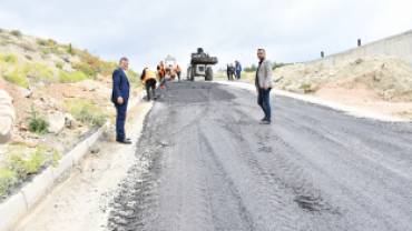 Turfana Yolu Caddesi'nde Asfalt Çalışmaları Başladı